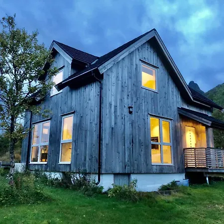 Lofoten Og Vesteralen. Kveldro I Raftsundet Holiday home *