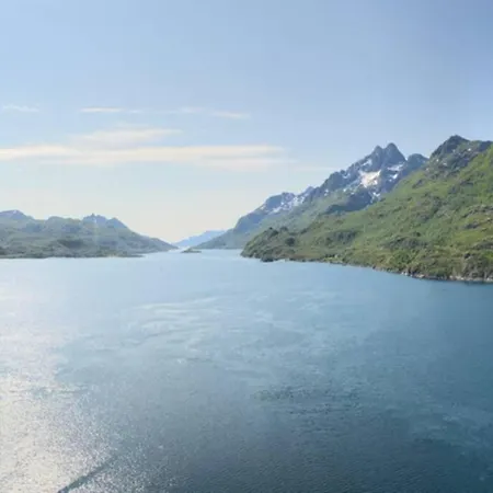 Lofoten Og Vesteralen. Kveldro I Raftsundet