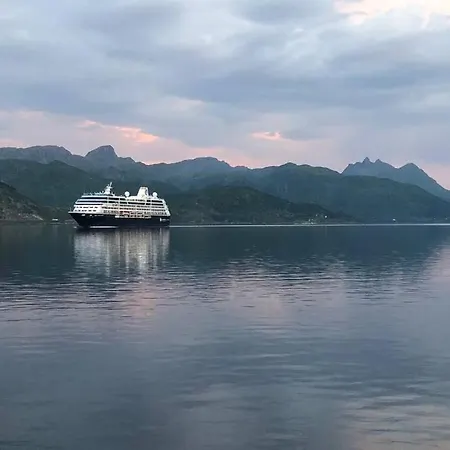 Lofoten Og Vesteralen. Kveldro I Raftsundet Holiday home