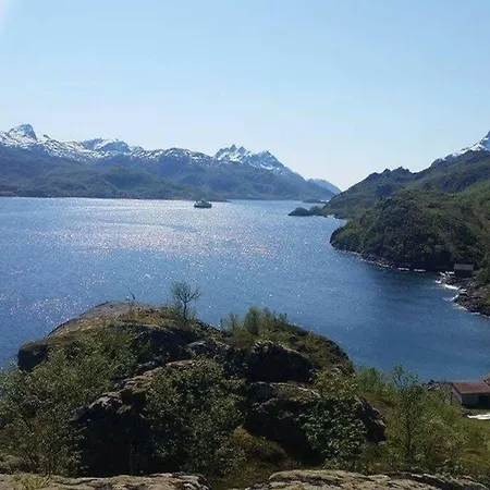 Holiday home Lofoten Og Vesteralen. Kveldro I Raftsundet Myrland