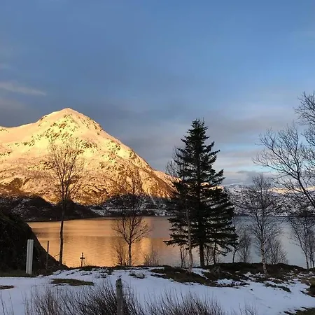 Holiday home Lofoten Og Vesteralen. Kveldro I Raftsundet Myrland
